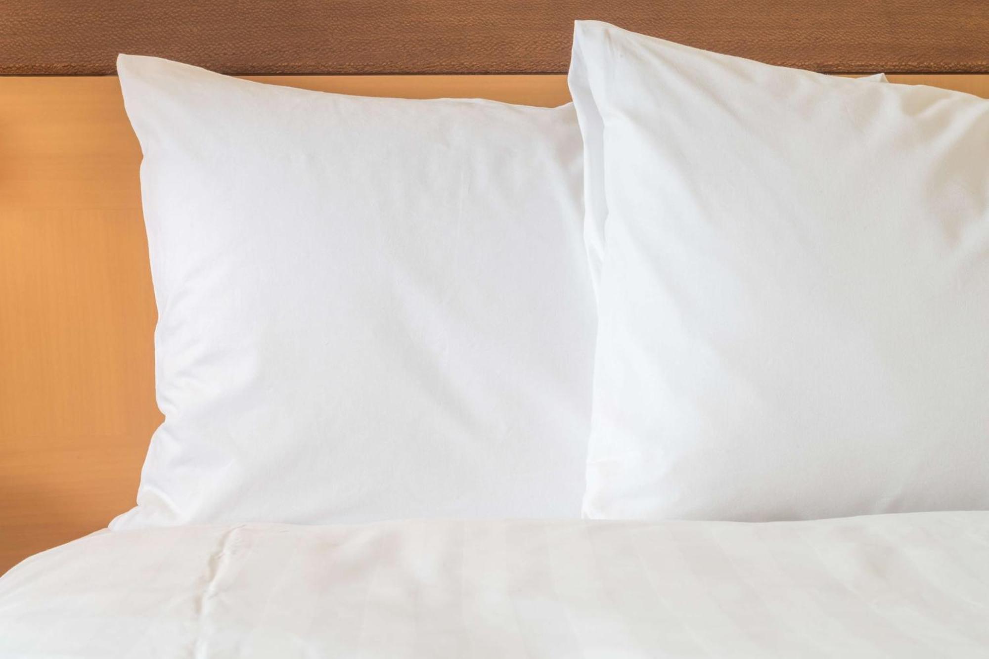 Holiday Inn Express & Suites - Milwaukee - Brookfield By Ihg מראה חיצוני תמונה